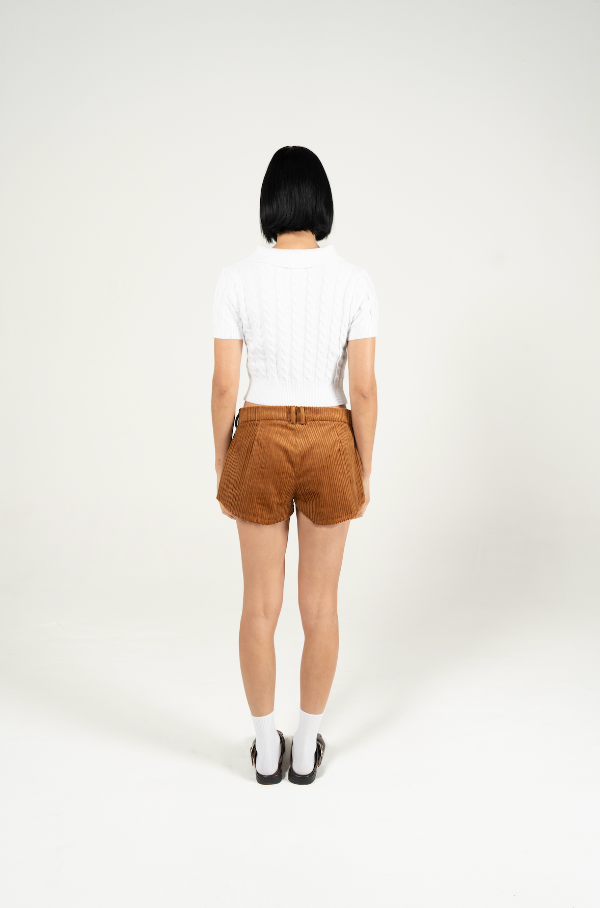 Short Inés